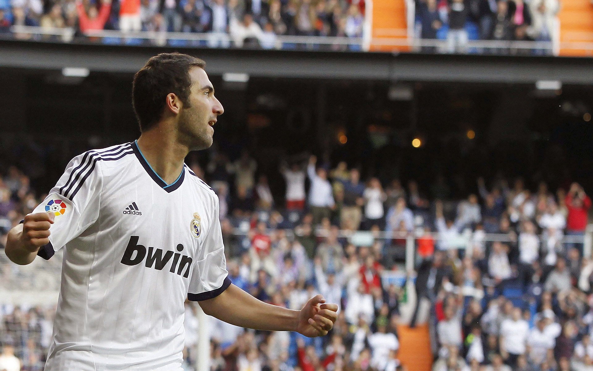 Jiu You-“中国女足连续获胜，热情点燃全国足球热潮”，中国女足的消息